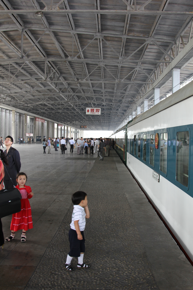 Im Hauptbahnhof von Pjöngjang